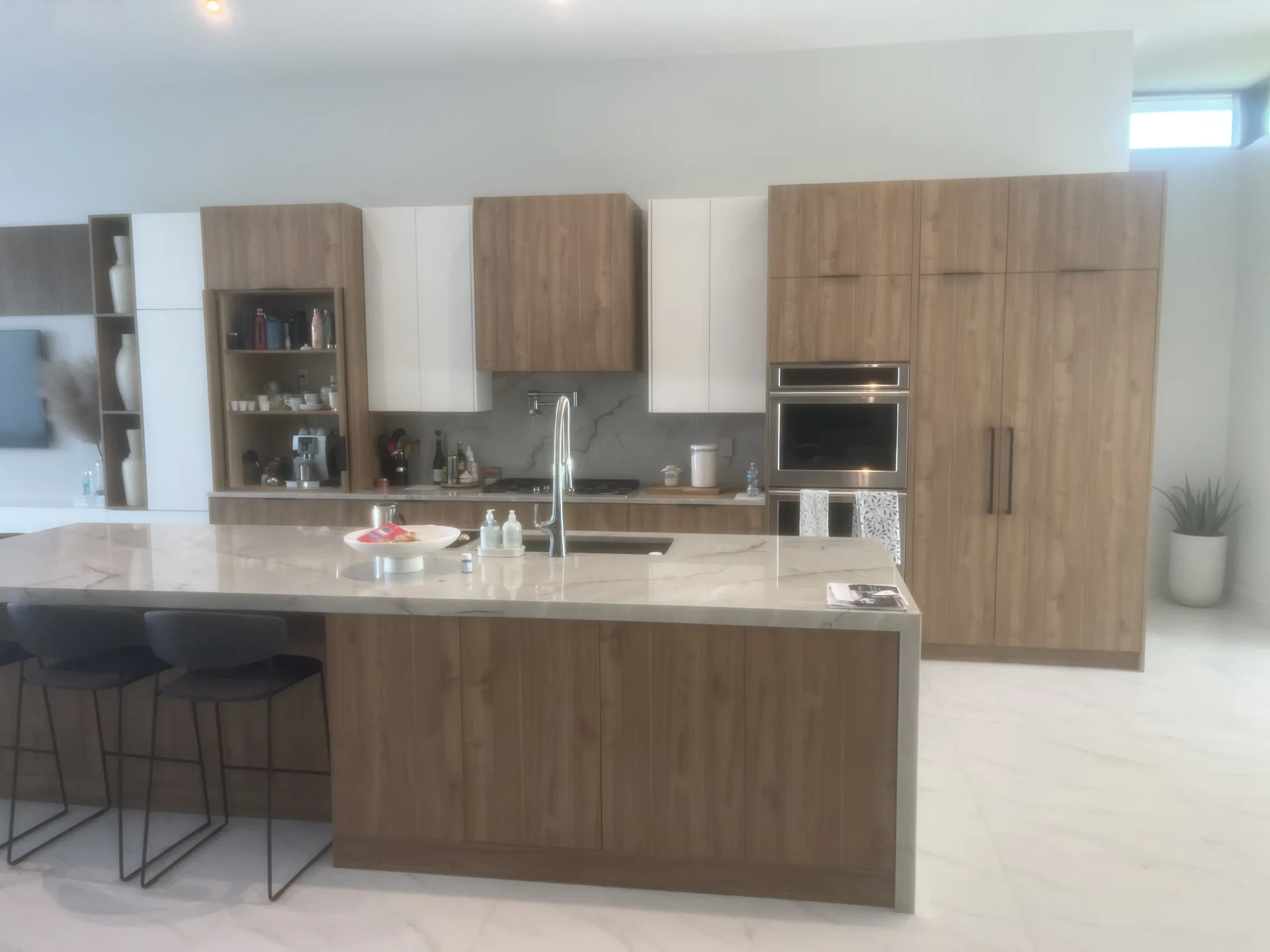 884DD27C-EE4C-4D80-A1C4-98C9F522FFD7_converted