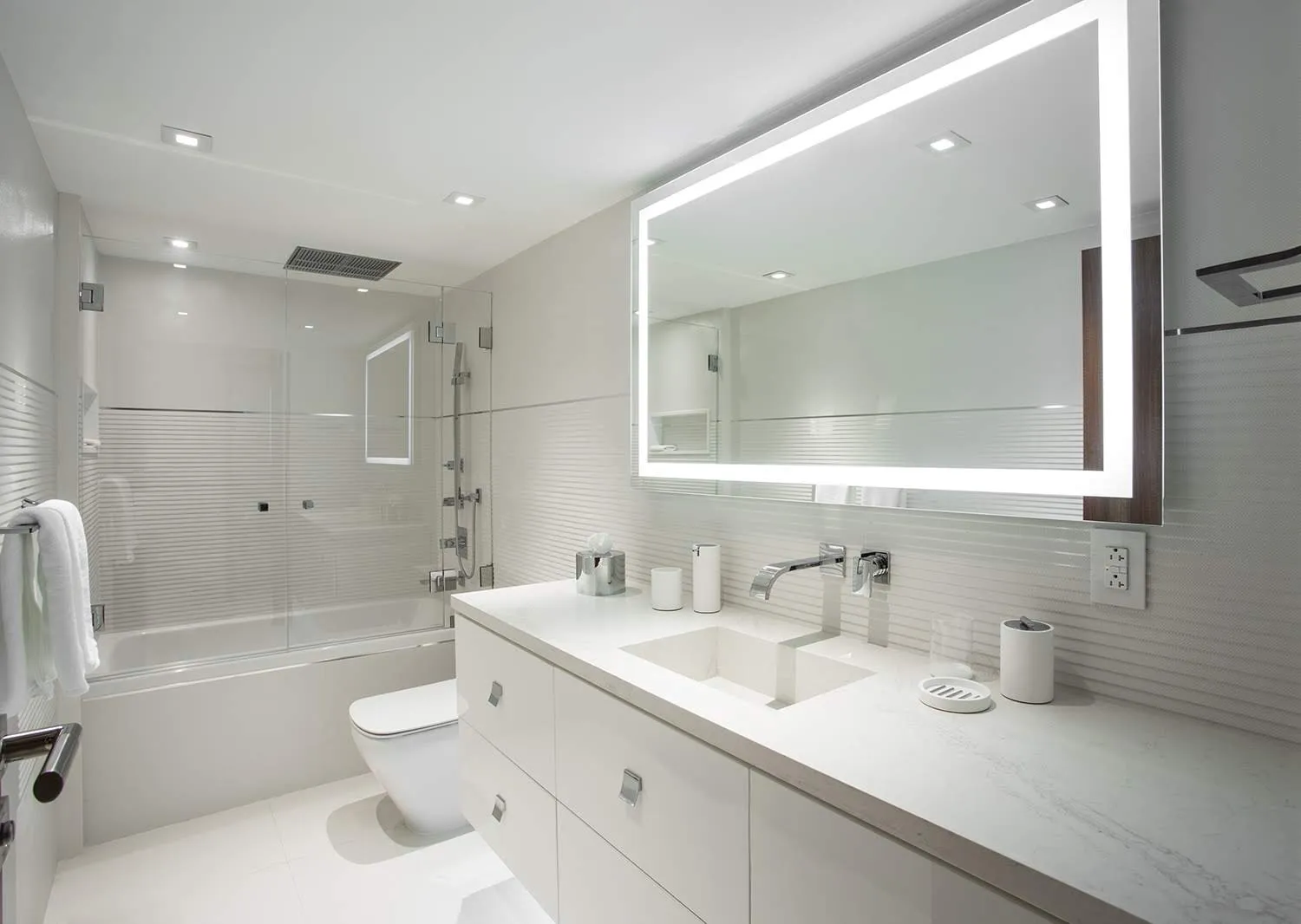 Century-Builders-Carriage-House-unit-4B_011_converted